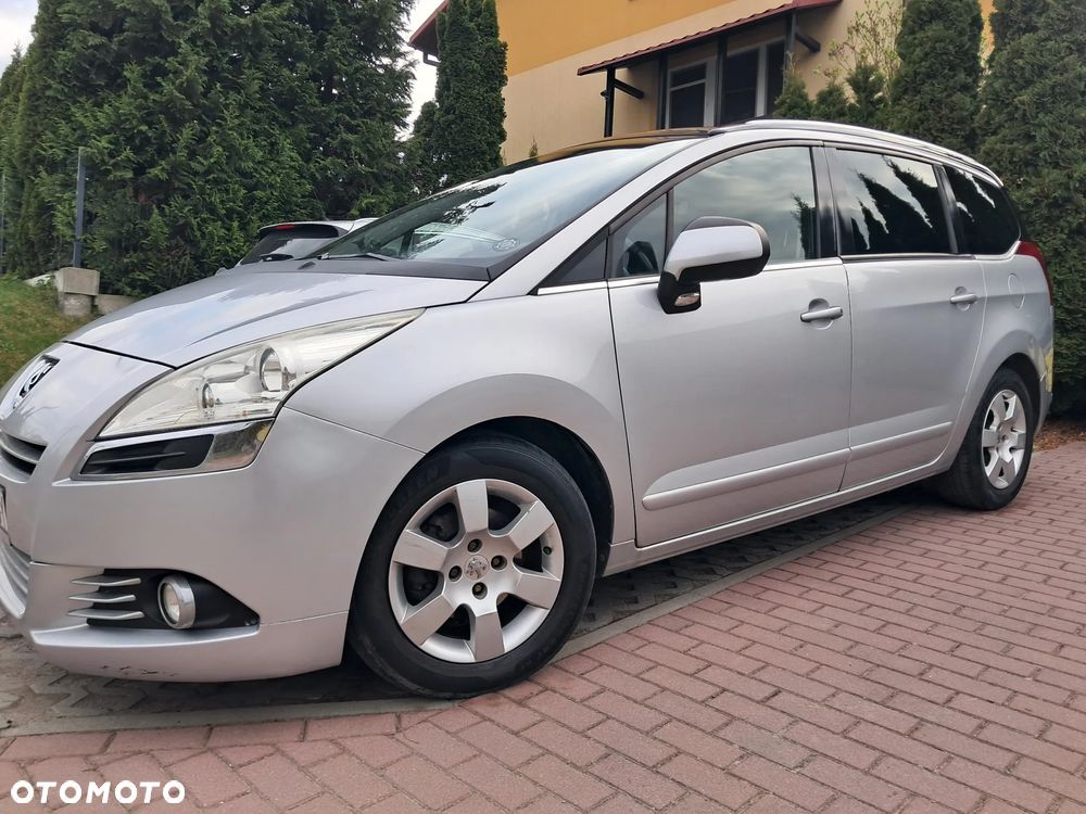 Peugeot 5008 - 1