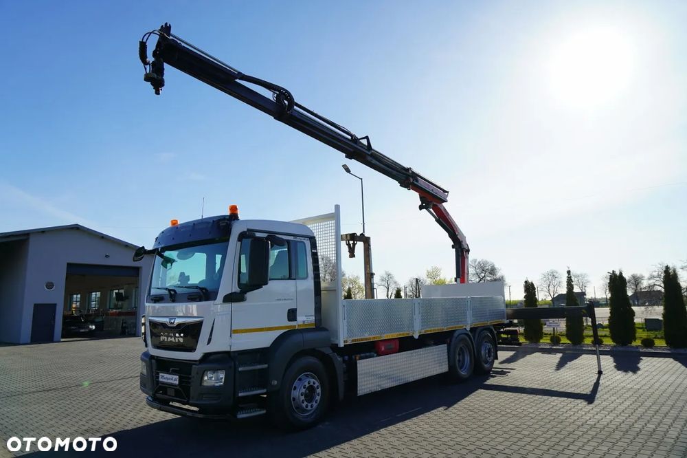MAN TGS 26.320 /  SKRZYNIOWY 6.6 M + HDS PALFINGER PK 18002-EH B / MAX UDŹWIG: 6 000 KG / WIDŁY DO PALET / STEROWANIE RADIOWE / ROTATOR / MOCNA PODŁOGA - 3