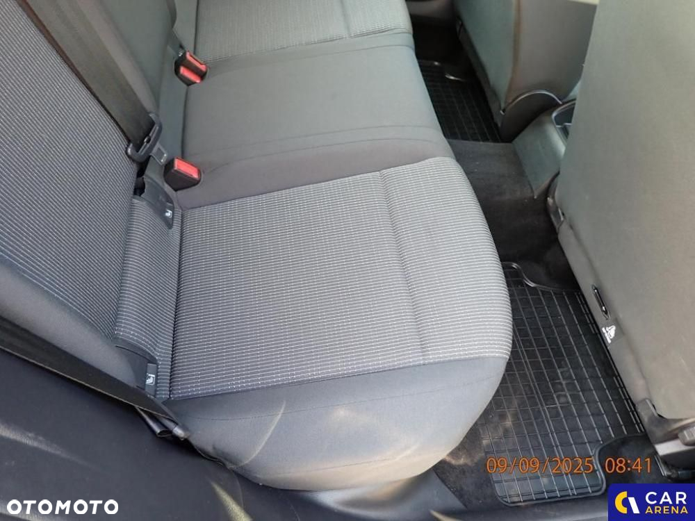 Volkswagen Golf - 20