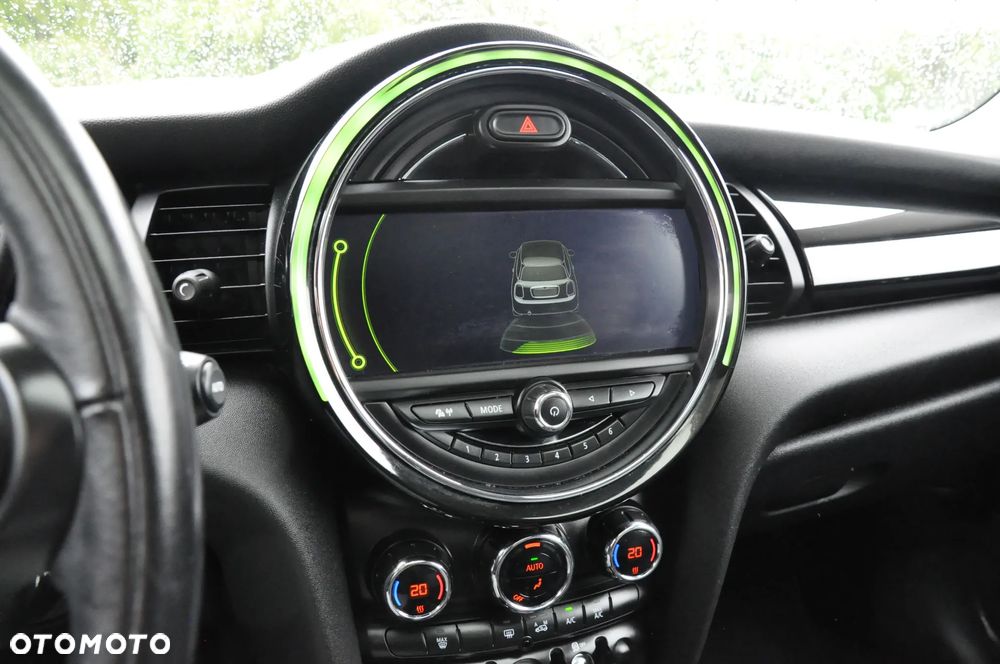 MINI Cooper John Works Trim - 24