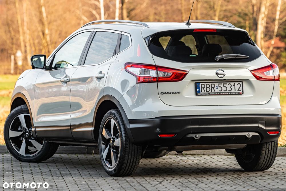 Nissan Qashqai - 4