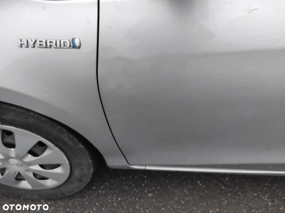 Toyota Yaris 1.5 VVT-i - 9