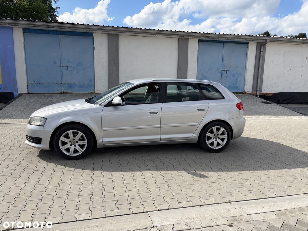 Audi A3 Sportback - 2