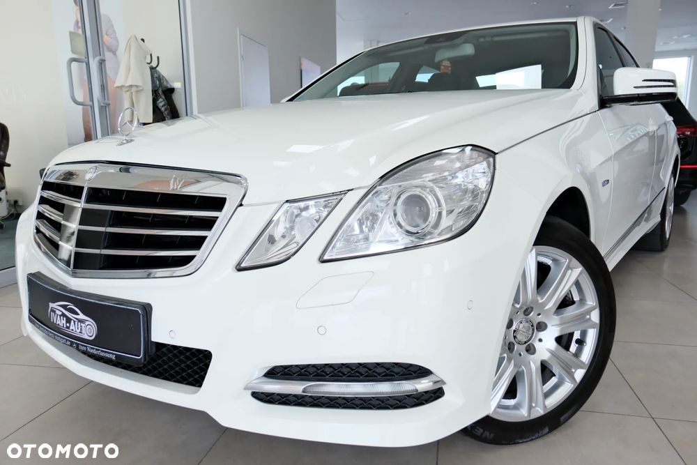 Mercedes-Benz Klasa E 350 CDI DPF BlueEFFICIENCY 7G-TRONIC Avantgarde - 22