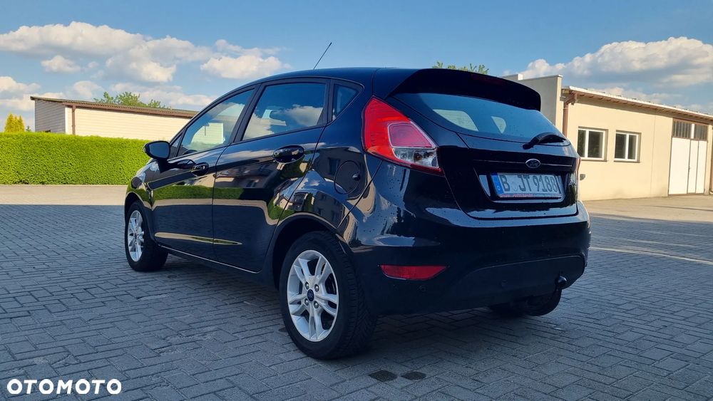 Ford Fiesta 1.25 Celebration - 8