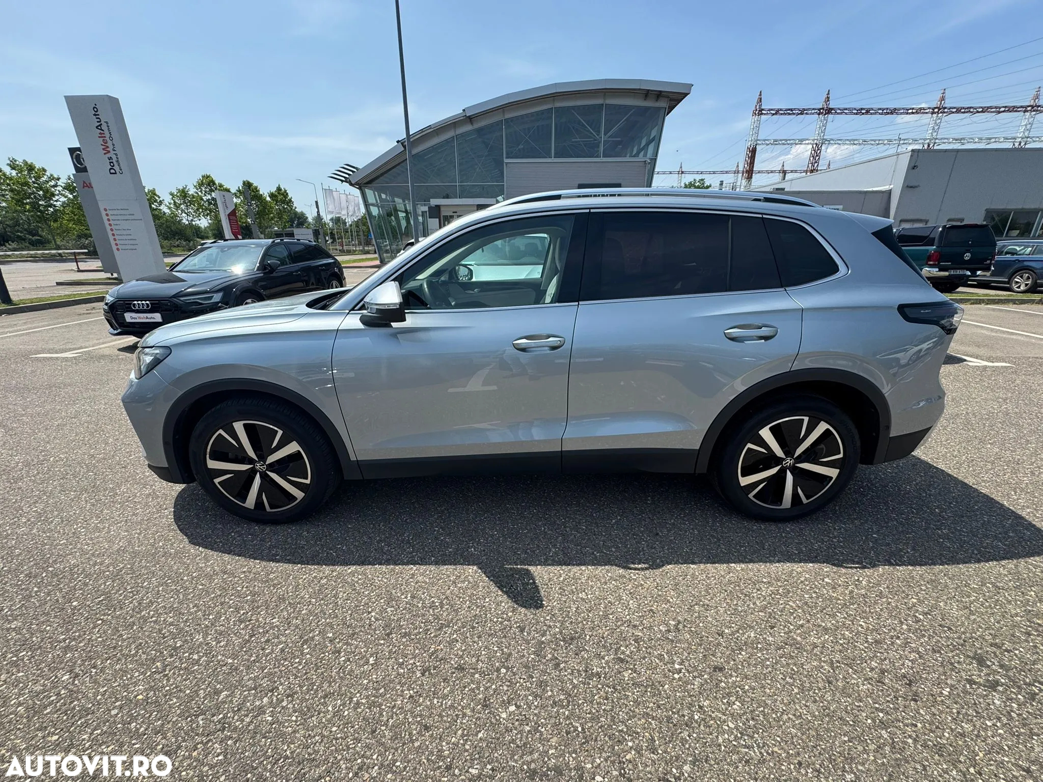 Volkswagen Tiguan 2.0 TDI DSG Elegance - 8