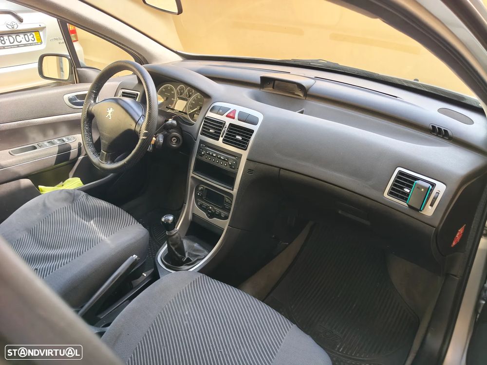 Peugeot 307 Break 1.4 HDi XT - 16