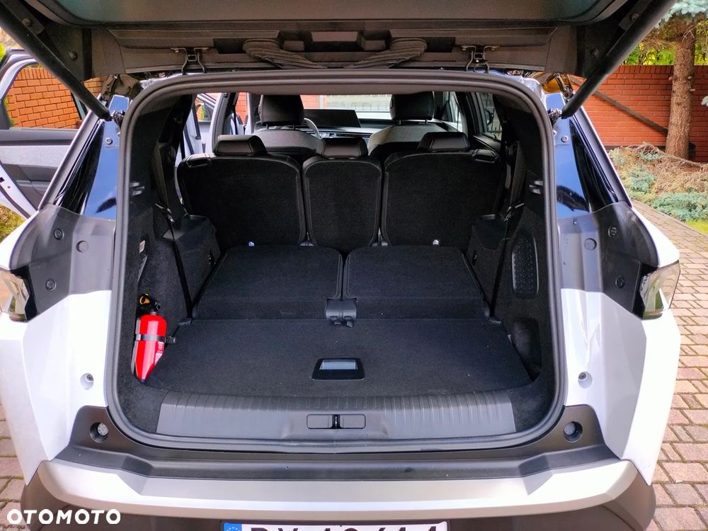 Peugeot 5008 1.2 PureTech mHEV GT S&S e-DCS6 - 17