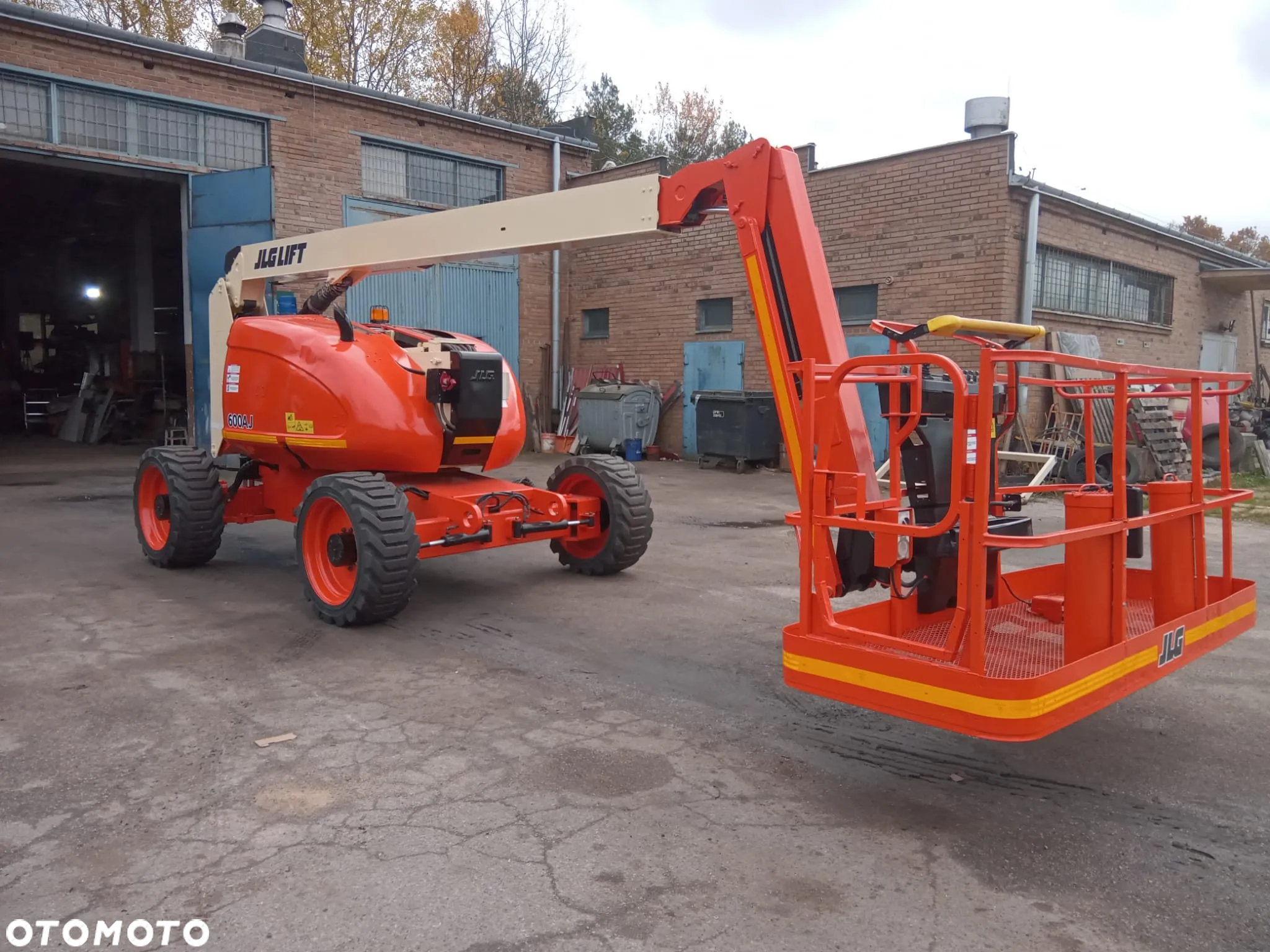 JLG 600 AJ 4x4 Podest Dźwig Zwyżka przegubowy spalinowy 21M Genie Haulotte - 3