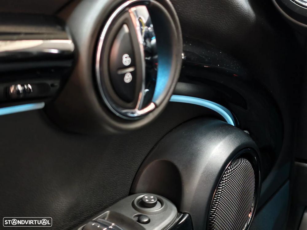 MINI 3 Portas Cooper SE - 16