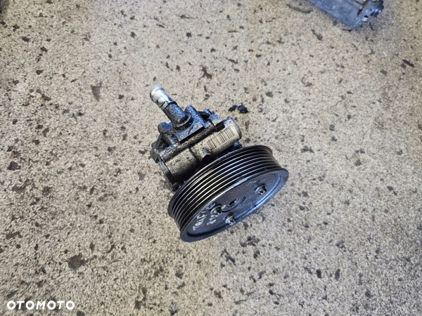 Pompa wspomagania 7613955577 Renault Trafic II
