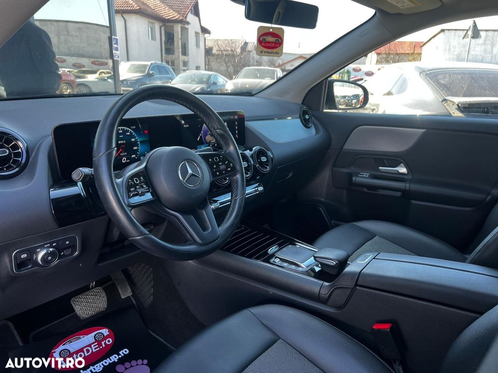 Mercedes-Benz GLA - 5