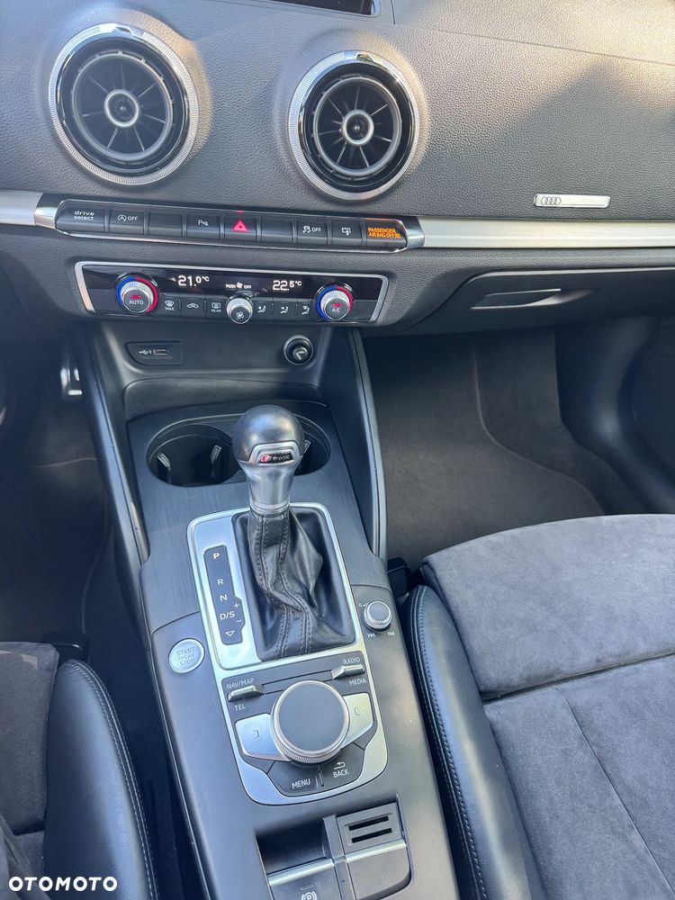 Audi A3 Sportback 2.0 TDI S tronic - 14