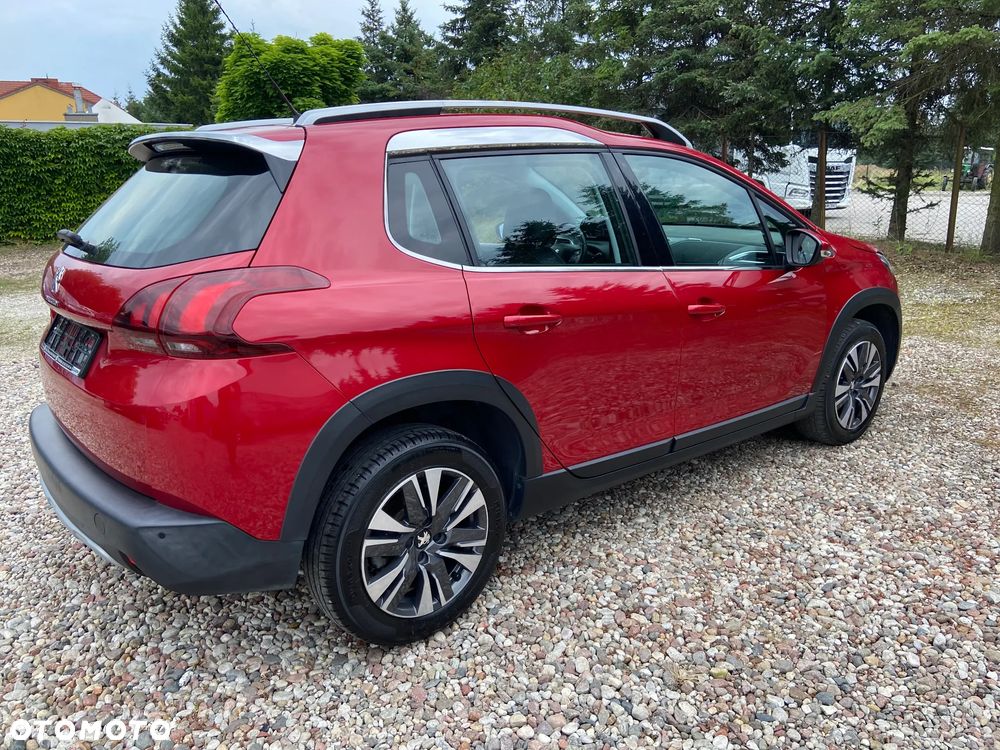 Peugeot 2008 - 8