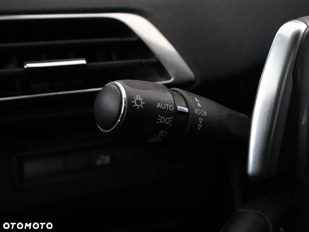 Peugeot 5008 2.0 BlueHDI GT S&S EAT8 - 36