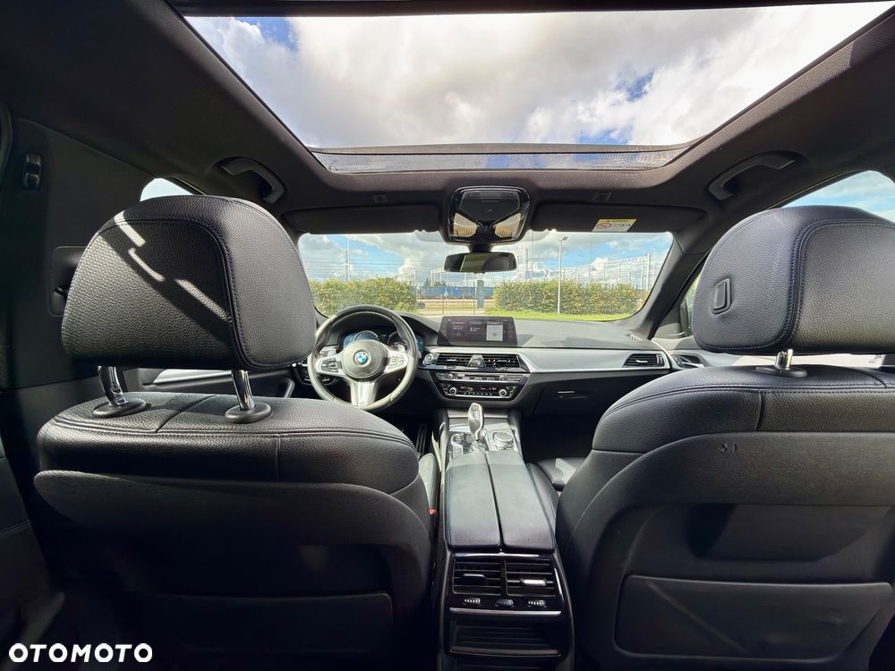 BMW Seria 5 520d M Sport - 19