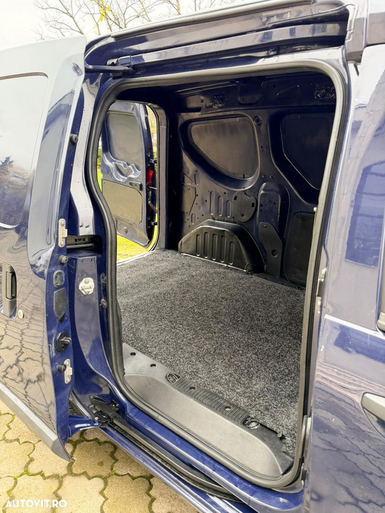 Dacia Dokker 1.6 102 CP Ambiance - 32