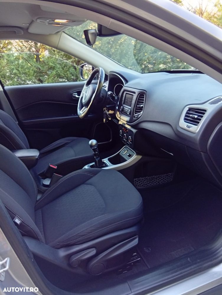 Jeep Compass - 5