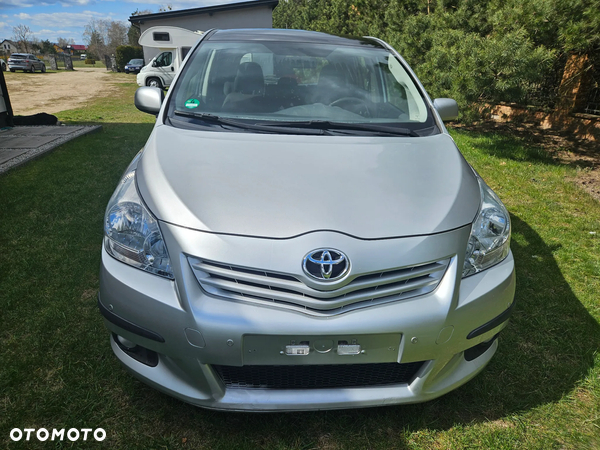 Toyota Verso 1.8 Prestige EU5 MS