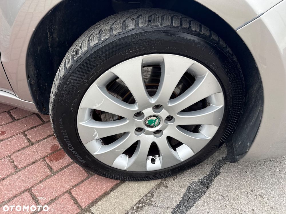 Skoda Superb 3.6 FSI 4x4 Comfort DSG - 21