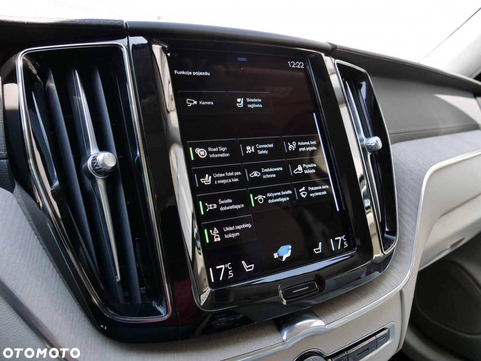 Volvo XC 60 - 22