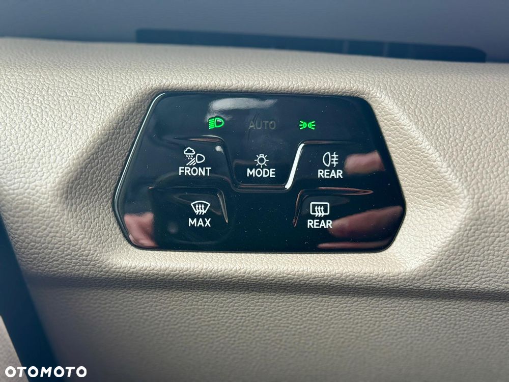 Volkswagen Multivan 2.0 TDI L2 Family DSG - 23