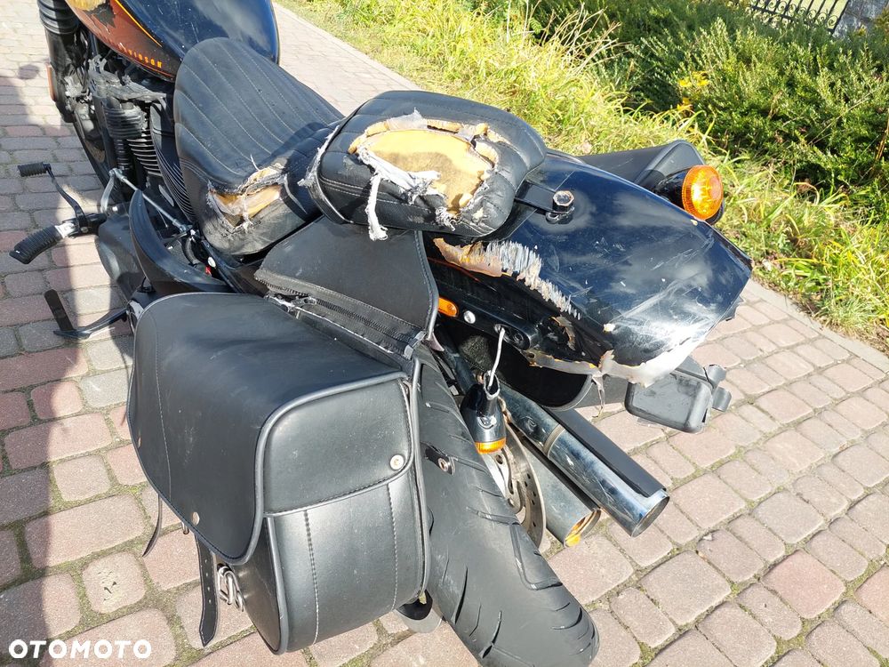 Harley-Davidson Softail Street Bob - 12