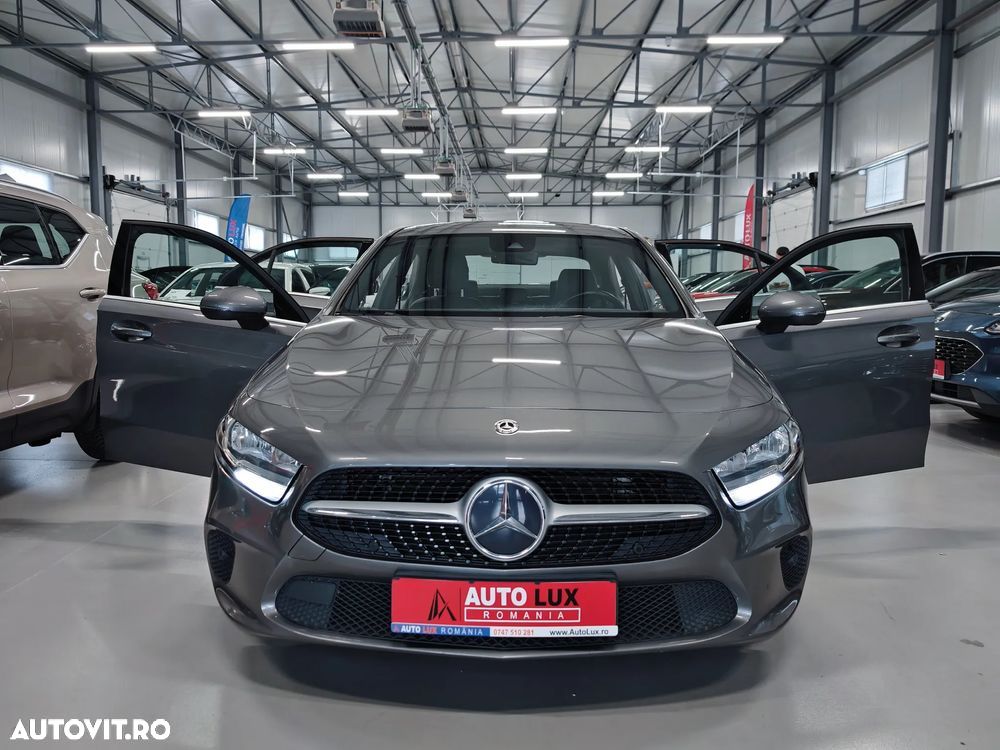 Mercedes-Benz A 180 d Sedan Aut. - 18