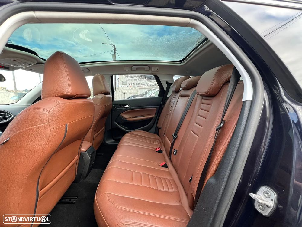 Peugeot 308 SW BlueHDi 120 Stop & Start Allure - 12