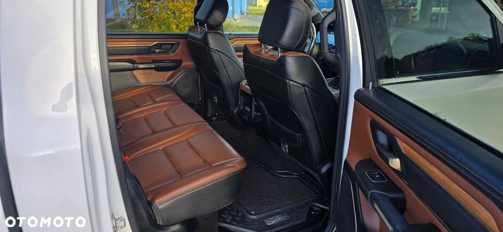 RAM 1500 Crew Cab Longhorn - 13