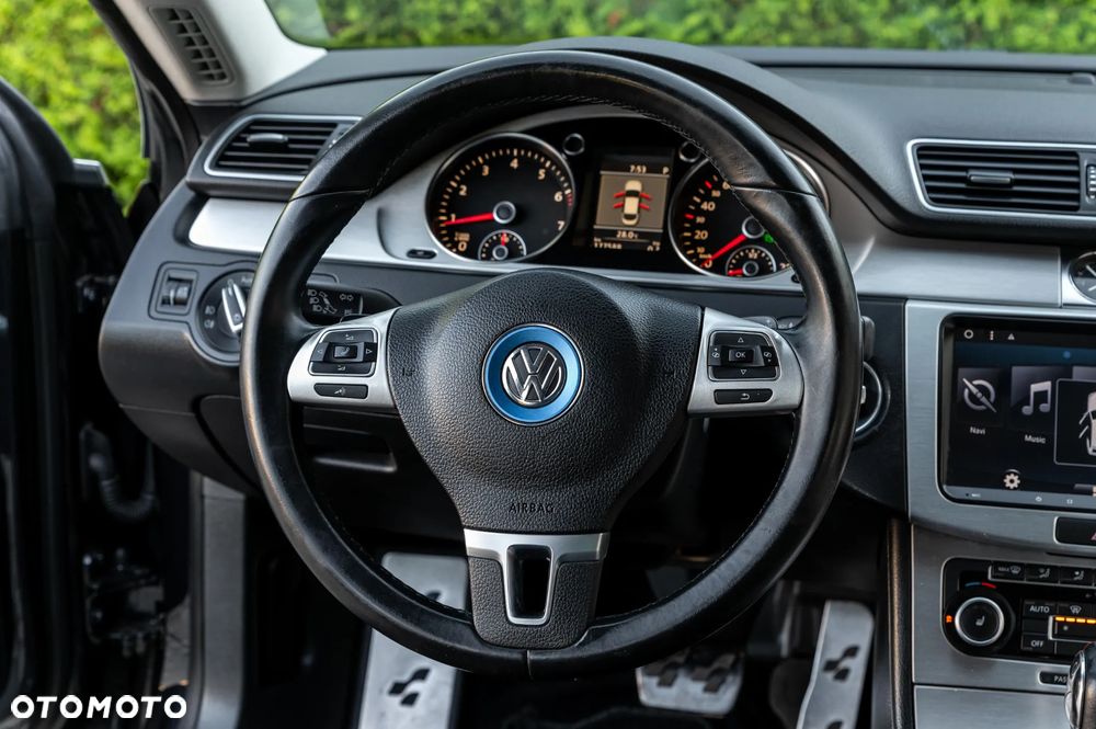 Volkswagen Passat CC 2.0 TSI DSG Exclusive - 22