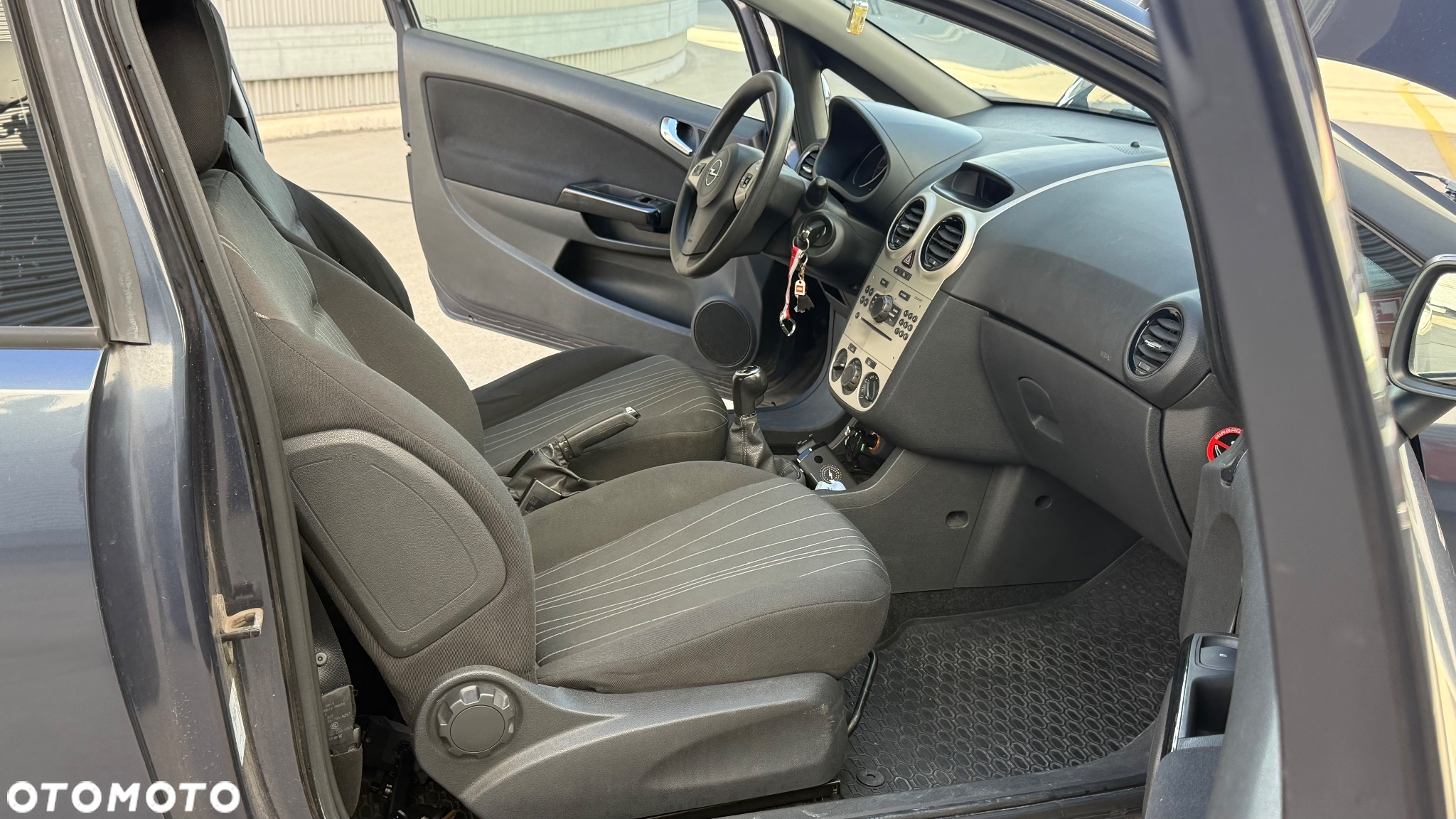 Opel Corsa 1.0 12V Catch me - 17