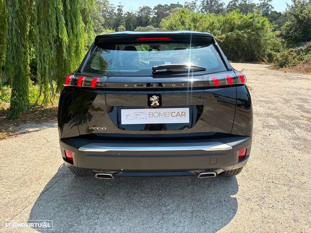 Peugeot 2008 1.2 PureTech Allure EAT8 - 48