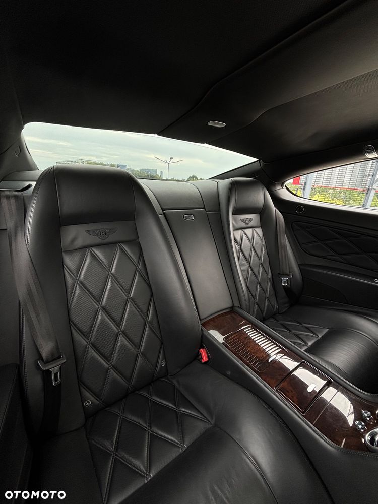 Bentley Continental GT - 13
