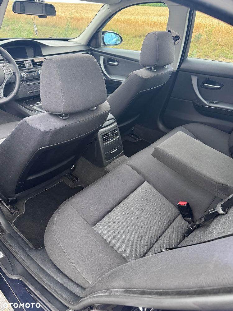 BMW Seria 3 - 22