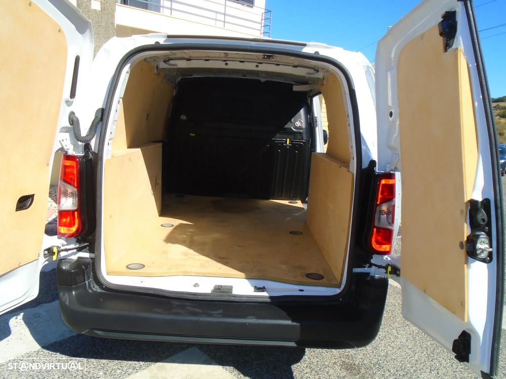 Opel COMBO  LONGA-NACIONAL-3 Lugares-102CV-6V-IVA DEDUTIVEL - 31