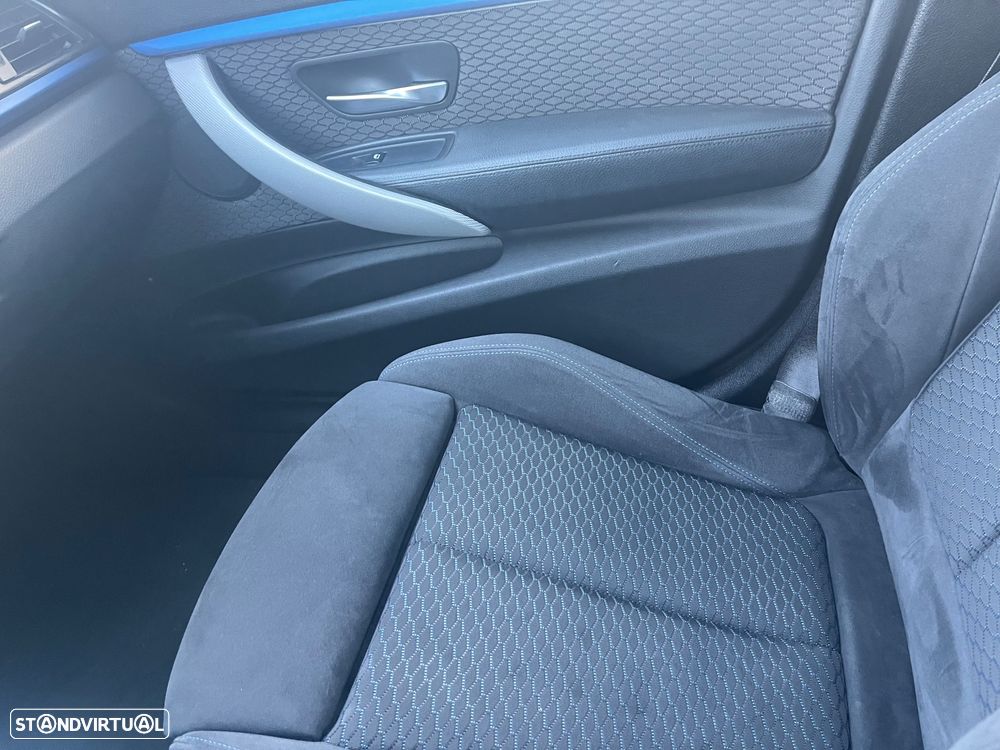 BMW 320 Gran Turismo d Auto Pack M - 12