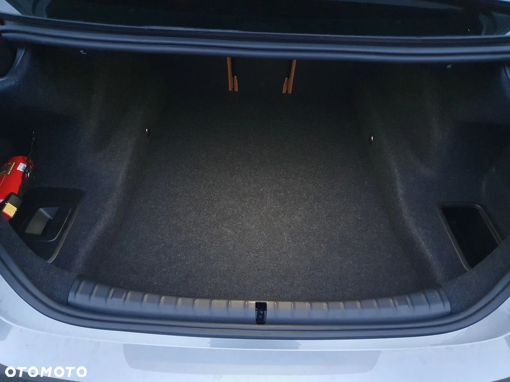 BMW Seria 5 - 23