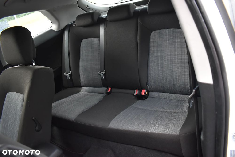 Kia Ceed 1.4 Comfort - 6