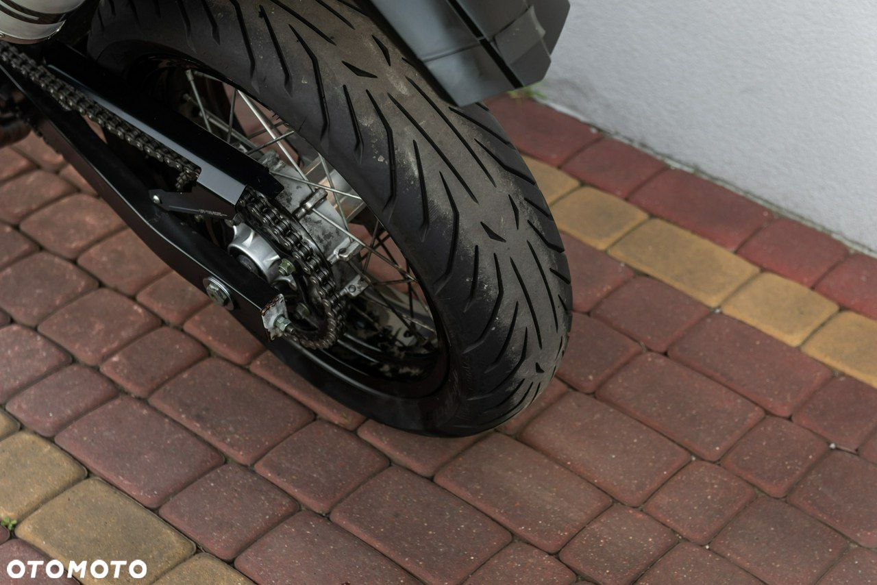 Yamaha XT - 8