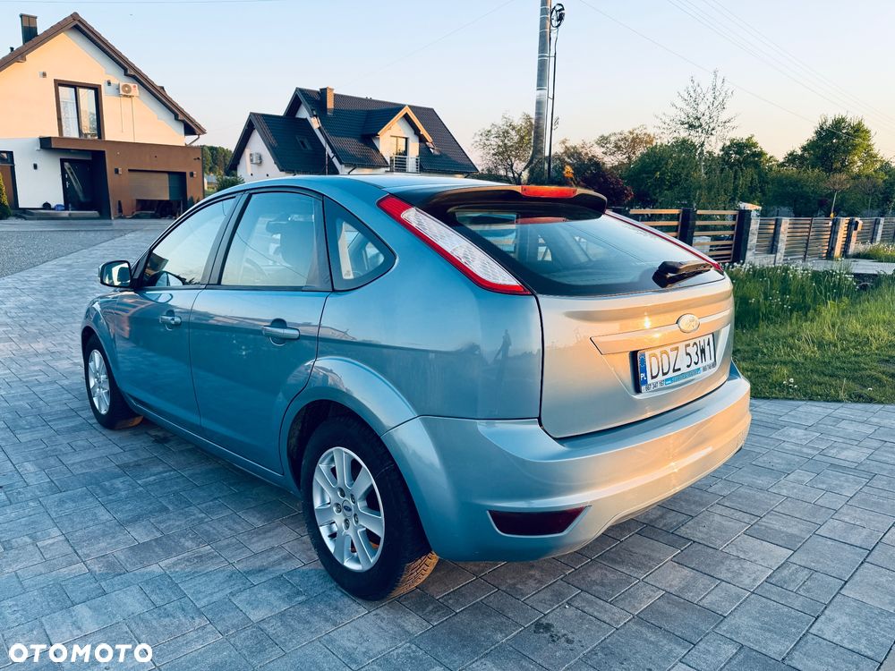 Ford Focus 1.6 16V Sport - 26