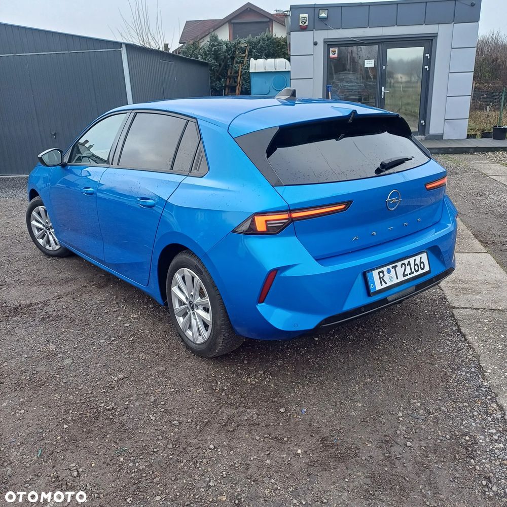 Opel Astra 1.2 T Business Elegance S&S - 4