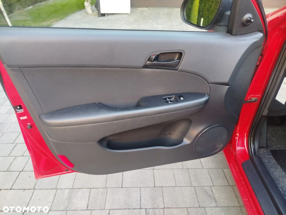 Hyundai i30 1.4 Blue Comfort - 9