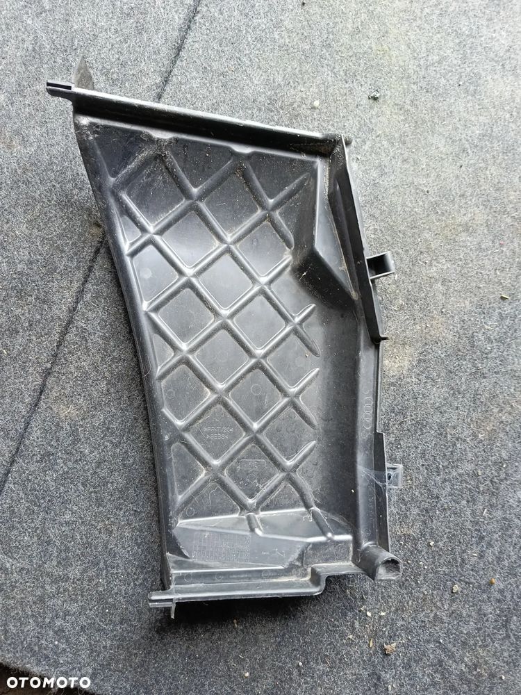 Obudowa Filtra  Kabinowego Pokrywa Europa Audi A4 B6 B7 - 1
