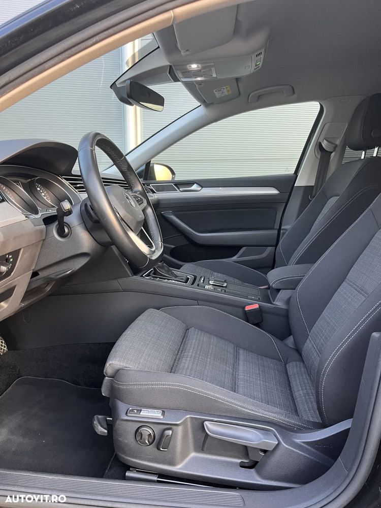 VOLKSWAGEN Passat 2020 — imagine 18