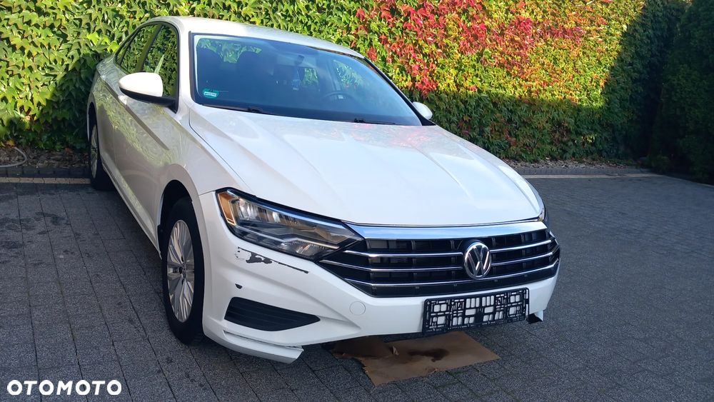 Volkswagen Jetta - 13