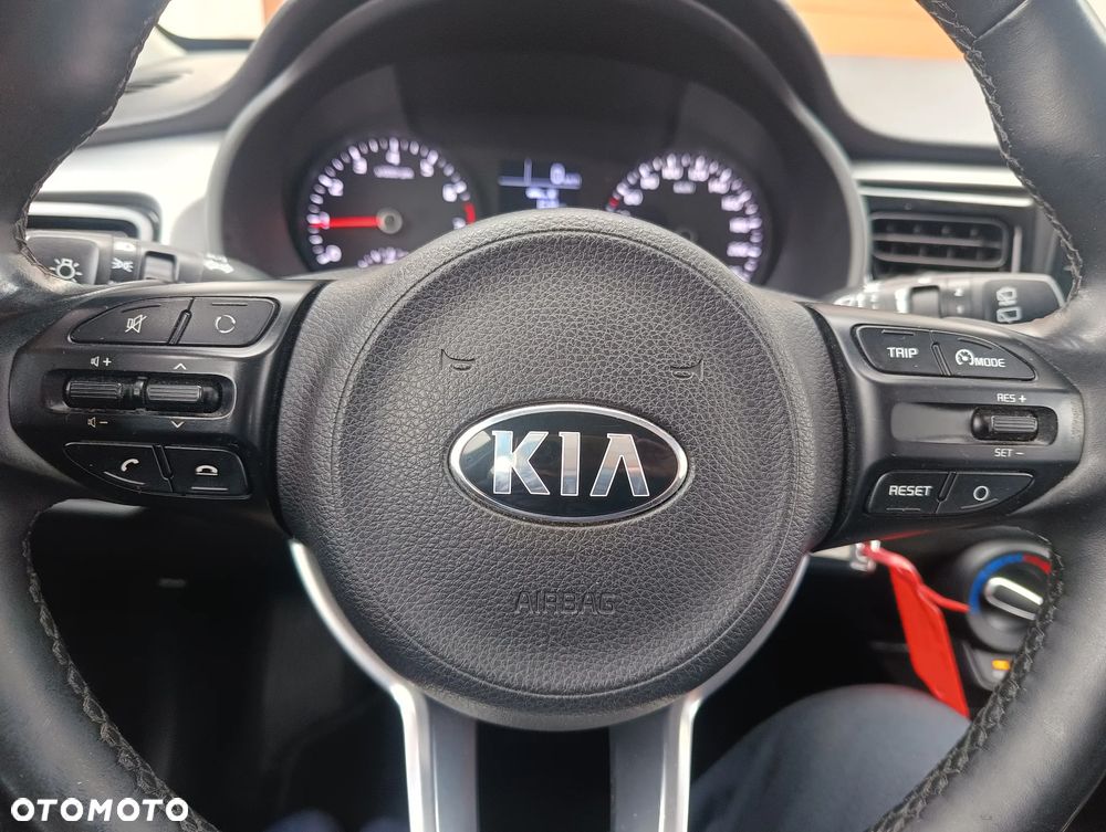 Kia Rio 1.2 Edition 7 - 24