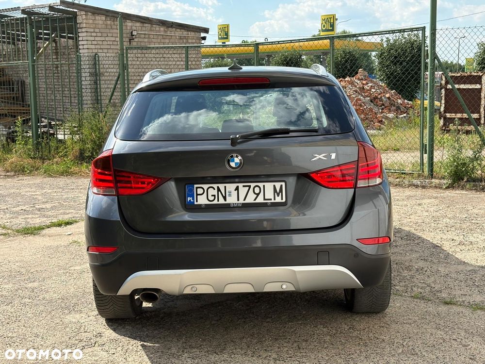 BMW X1 xDrive18d - 4
