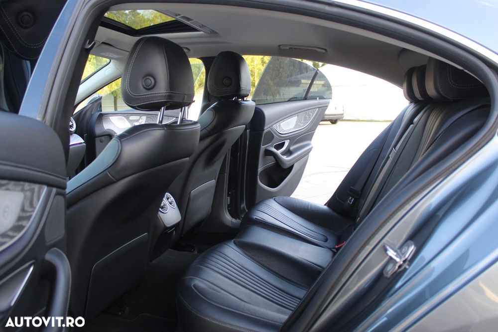 Mercedes-Benz CLS 350 d 4MATIC Aut - 7