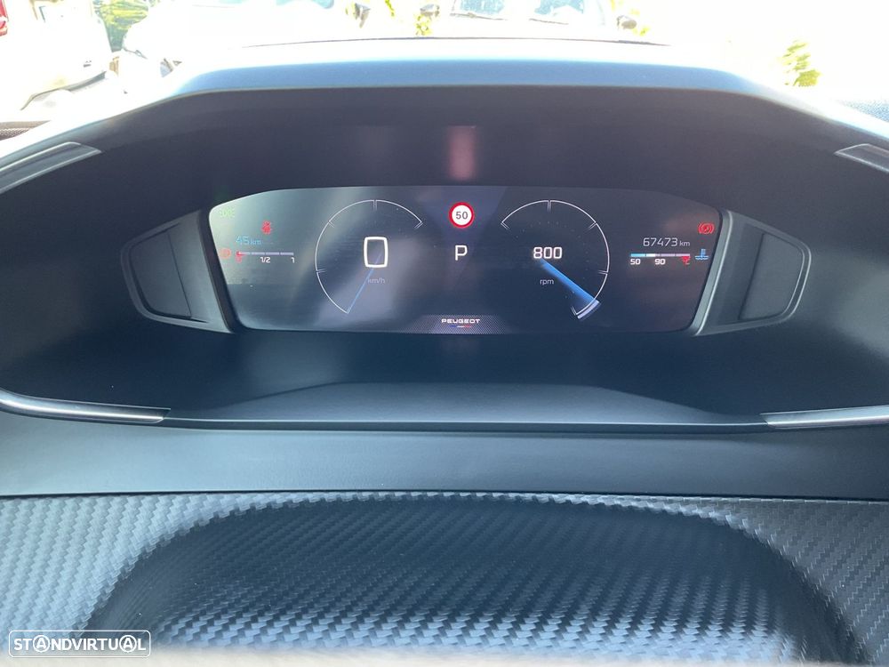 Peugeot 2008 1.2 PureTech Allure Pack - 25